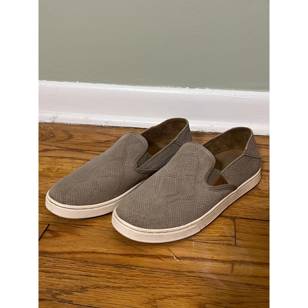 Olukai Pehuea Leather Slip On Shoes Light Tan Snake Pattern Women Size 9